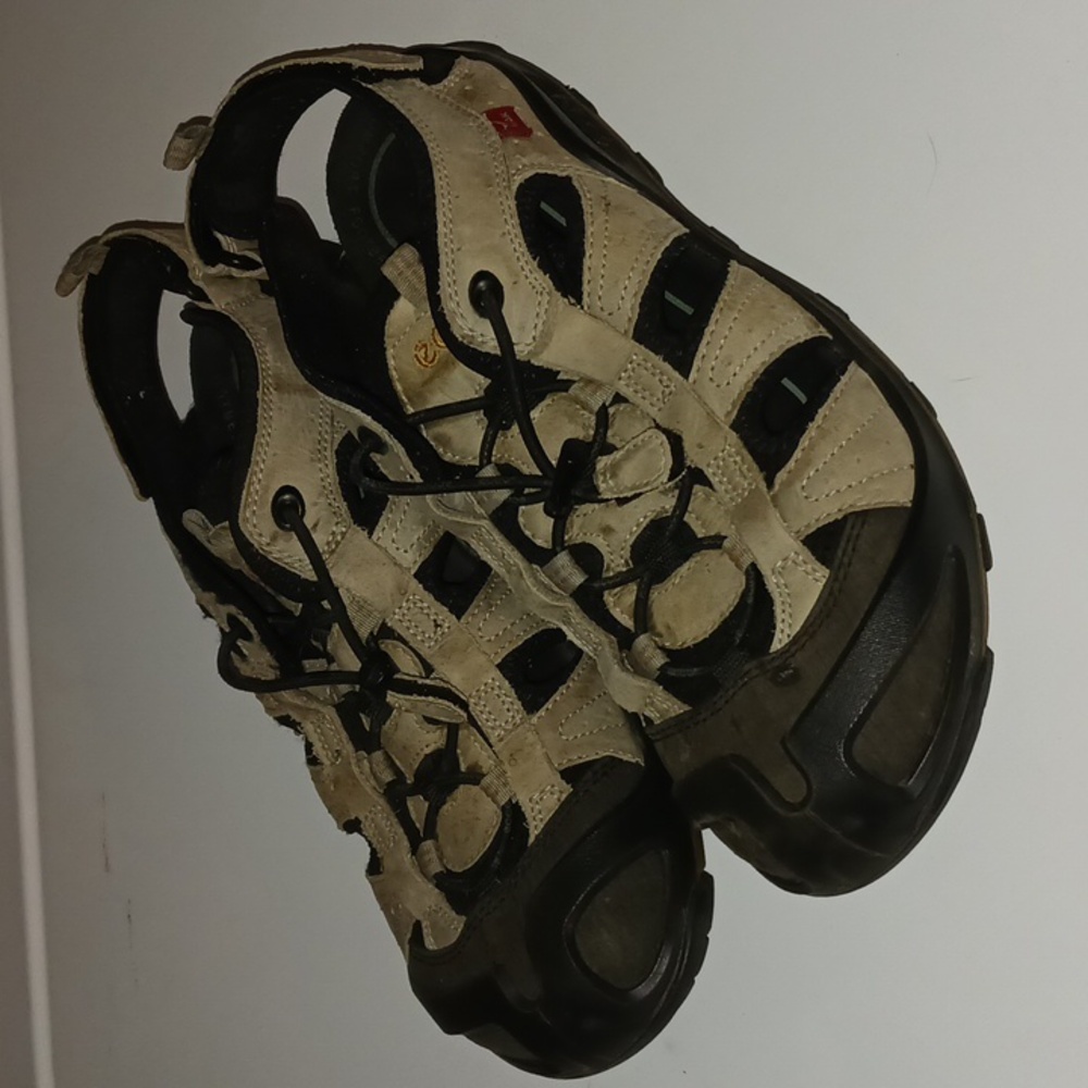 Ecco sandles. Size 45